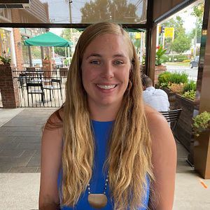 Meet your Posher, Laura